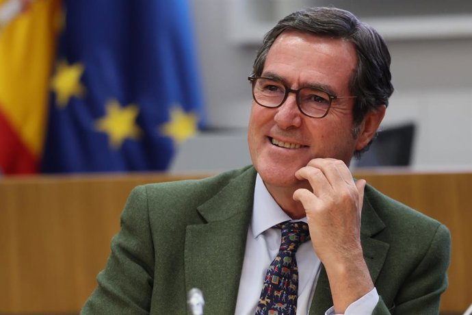 Archivo - El presidente de la CEOE, Antonio Garamendi