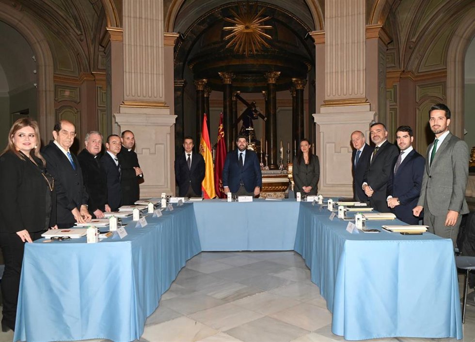 El jefe del Ejecutivo regional, Fernando López Miras, preside el Patronato del Museo Salzillo de Murcia