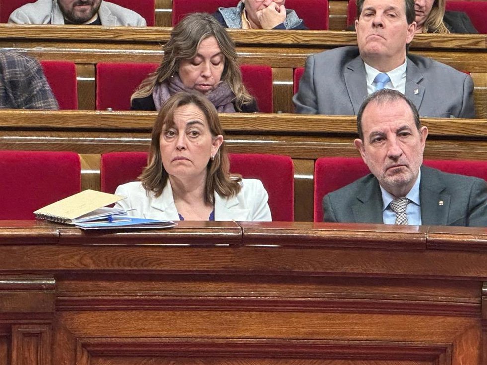La consellera de Territorio y portavoz del Govern, Sílvia Paneque, en el pleno del Parlament