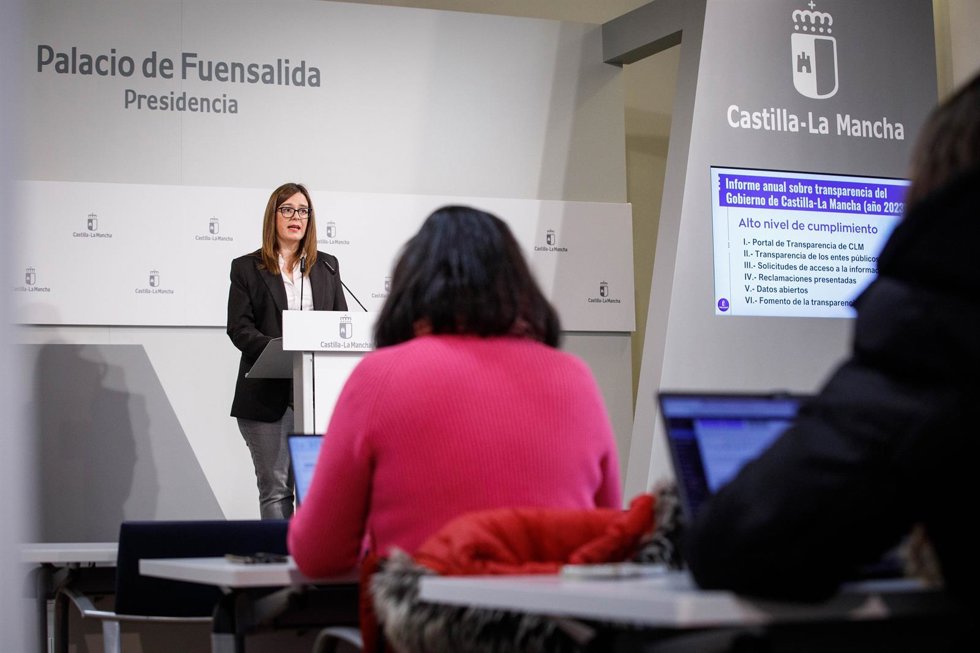 Esther Padilla en rueda de prensa.