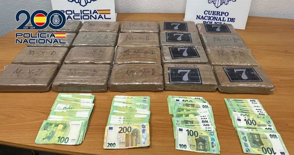 Desarticulada una organización serbocroata que introducían cocaína de Ecuador por el aeropuerto de Barajas