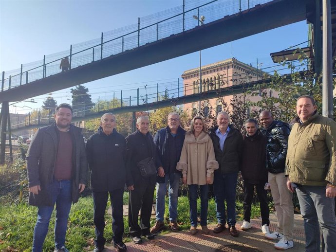 Archivo - Imagen de archivo de la presentación del proyecto para la mejora de la pasarela de Gonzalo de Berceo, cuya obra se ha adjudicado.