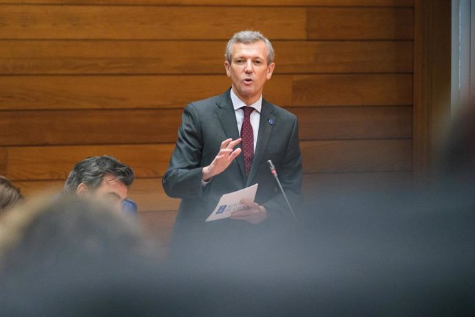El presidente de la Xunta, Alfonso Rueda, en la sesión de control
