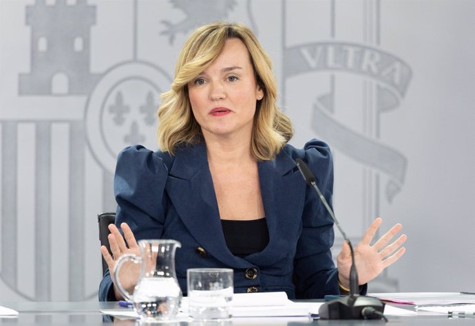 La ministra de Educación, Formación Profesional y Deportes, Pilar Alegría, durante una rueda de prensa tras un Consejo de Ministroa