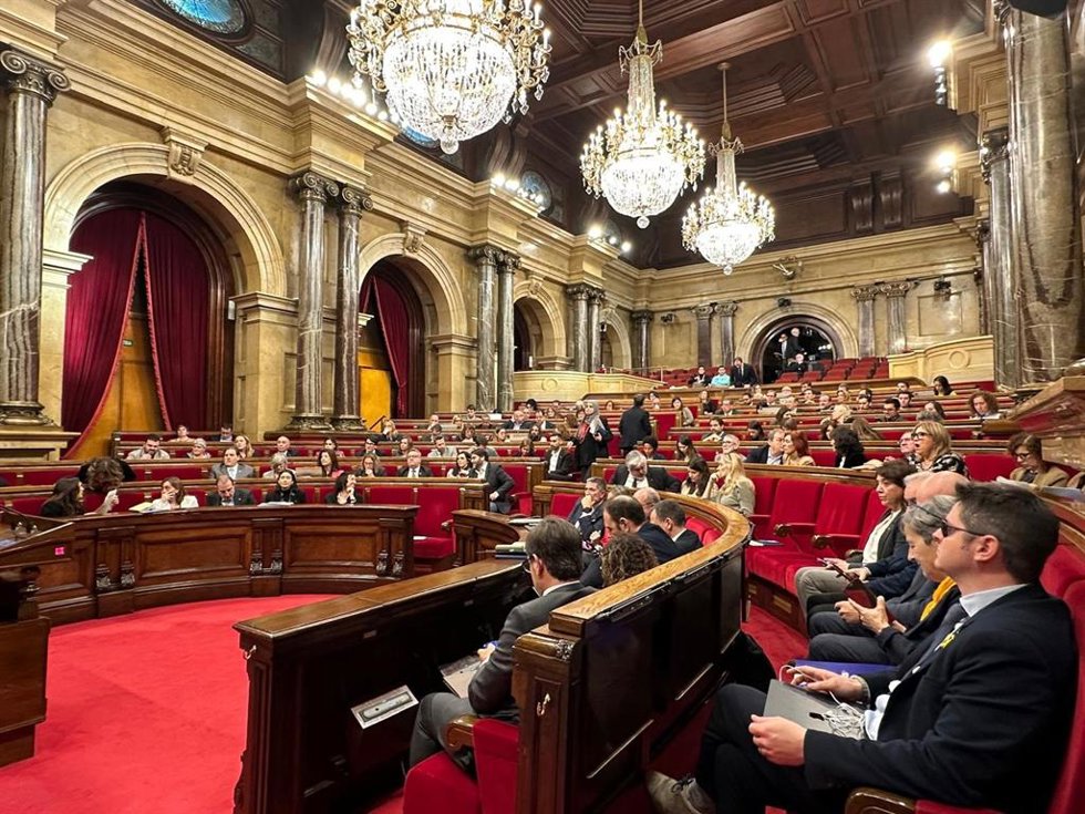 El pleno del Parlament de Catalunya, a 29 de enero de 2025, en Barcelona (Catalunya)
