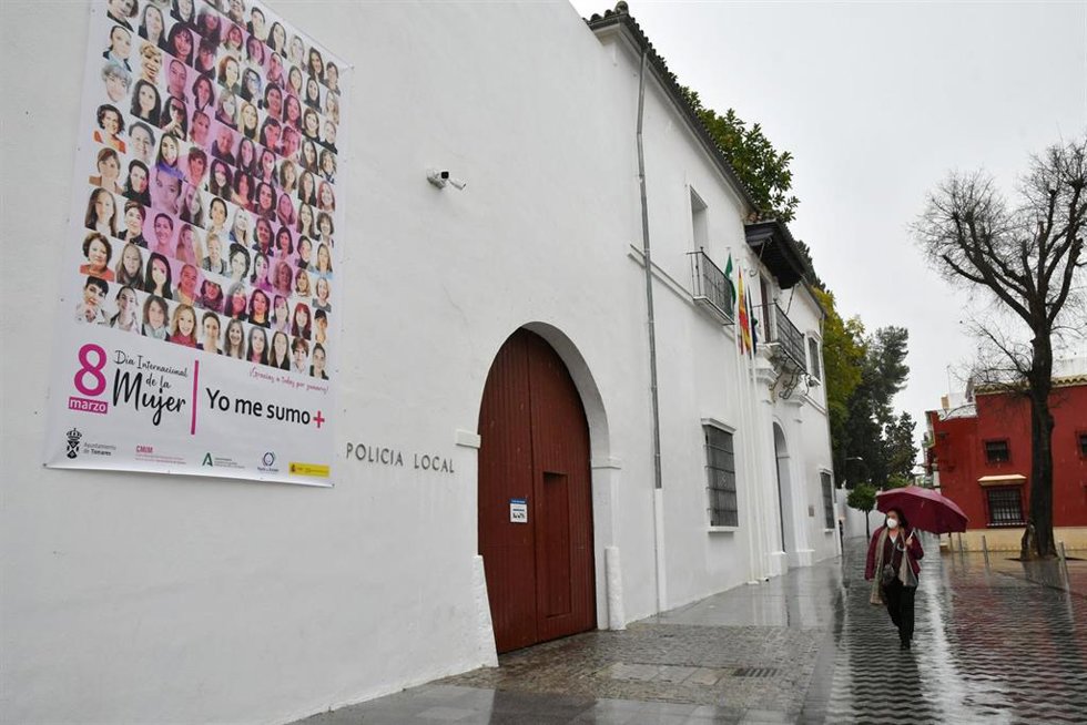 Archivo - Fachada del Ayuntamiento, en foto de archivo.
