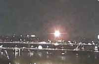 Un avión con más de 60 personas a bordo y un helicóptero militar chocan en Washington