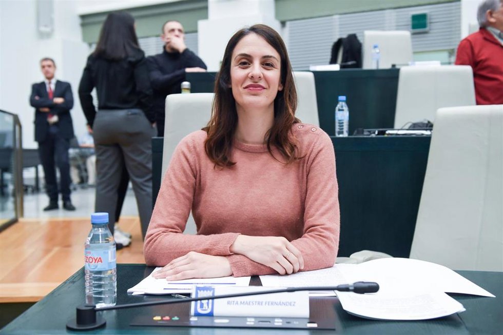 La jefa de la oposición del Ayuntamiento de Madrid y portavoz del grupo municipal de Más Madrid, Rita Maestre, durante una sesión ordinaria del pleno municipal, en el Palacio de Cibeles, a 28 de enero de 2025, en Madrid (España).