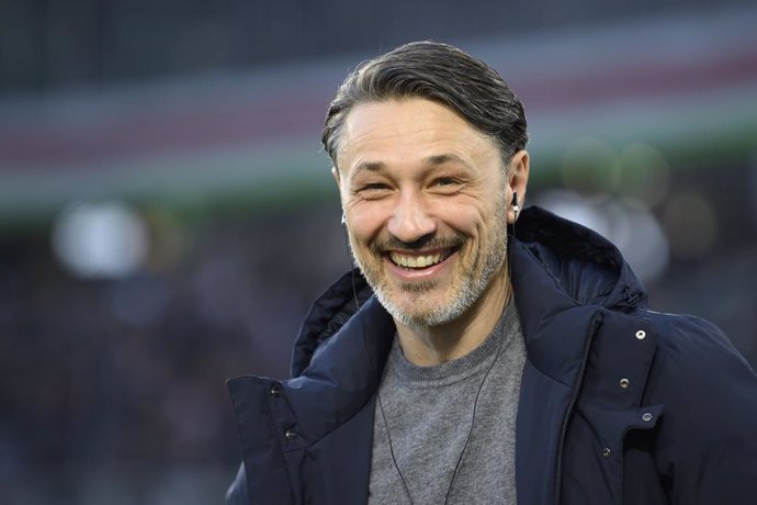 Archivo - FILED - 02 March 2024, Lower Saxony, Wolfsburg: Wolfsburg coach Niko Kovac is pictured during the German Bundesliga soccer match between VfL wolfsburg and VfB Stuttgat at the Volkswagen Arena. Niko Kovac will become new Borussia Dortmund coach, 