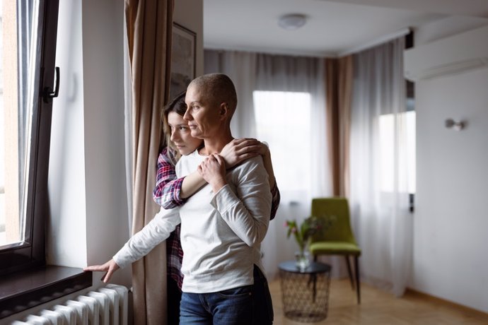 Archivo - Imagen de archivo de una mujer con cáncer.