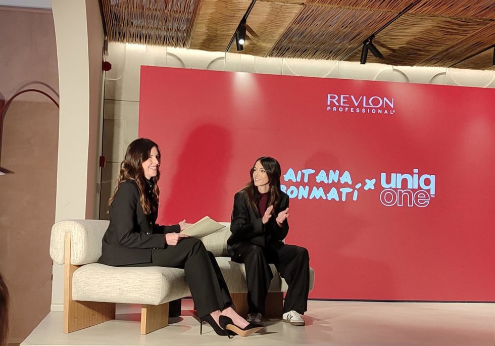 La jugadora del Bara Femení y de la selección española Aitana Bonmatí en un acto de Revlon en Barcelona