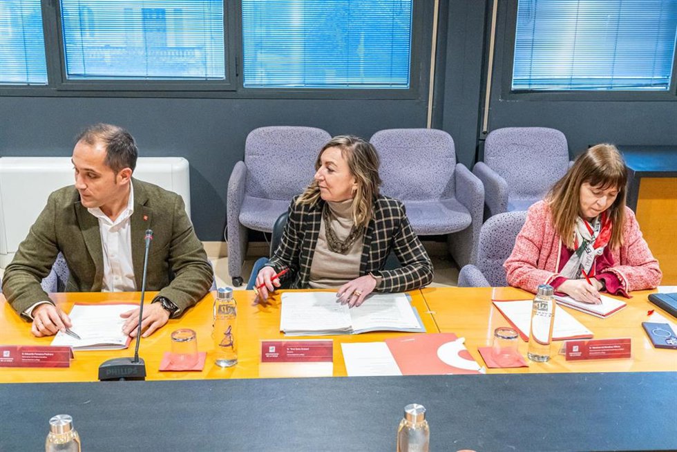 La rectora de la UR, Eva Sanz Arazuri, asume la Presidencia de la Fundación Dialnet