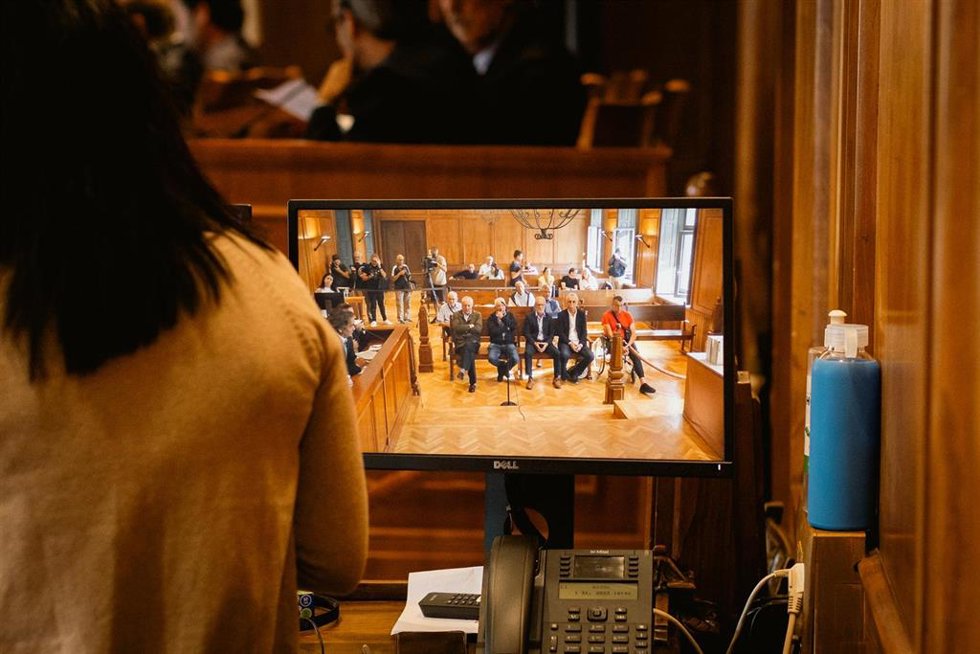 Archivo - Vista de los acusados por la trama de contrabando de tabaco en la que Barral está implicado, durante un juicio en la Audiencia Provincial Sección 4 de Pontevedra, a 1 de septiembre de 2023, en Pontevedra, Galicia (España). El exalcalde de Rib