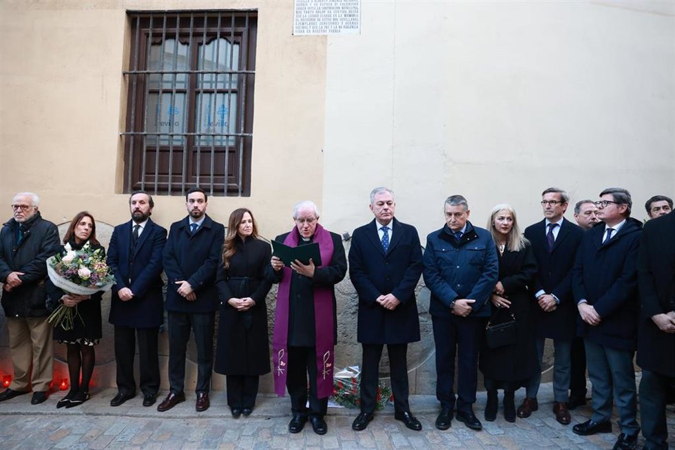 Acto en la calle Don Remondo por los 27 años del asesinato de Alberto Jiménez-Becerril y su esposa Ascensión García