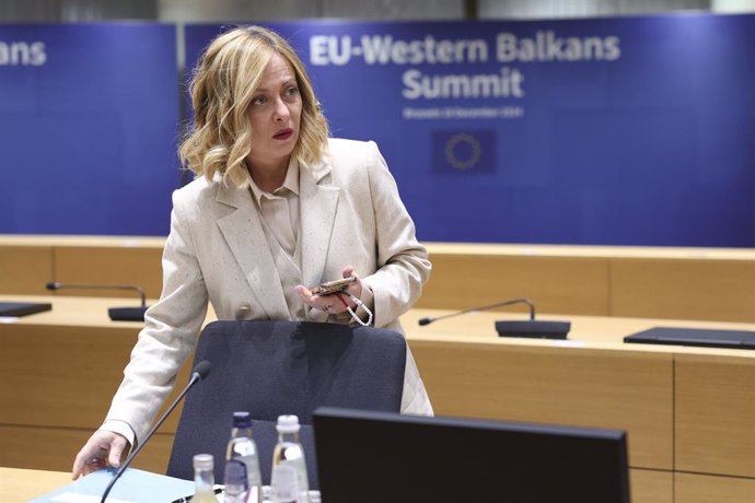 Archivo - HANDOUT - 18 December 2024, Belgium, Brussels: Italian Prime Minister Giorgia Meloni attends the EU-Western Balkans summit at the European Council headquarters. Photo: Alexandros Michailidis/European Council/dpa - ATTENTION: editorial use only a