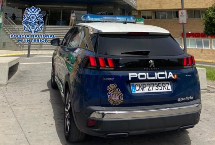 Archivo - Un vehículo de la Policía Nacional