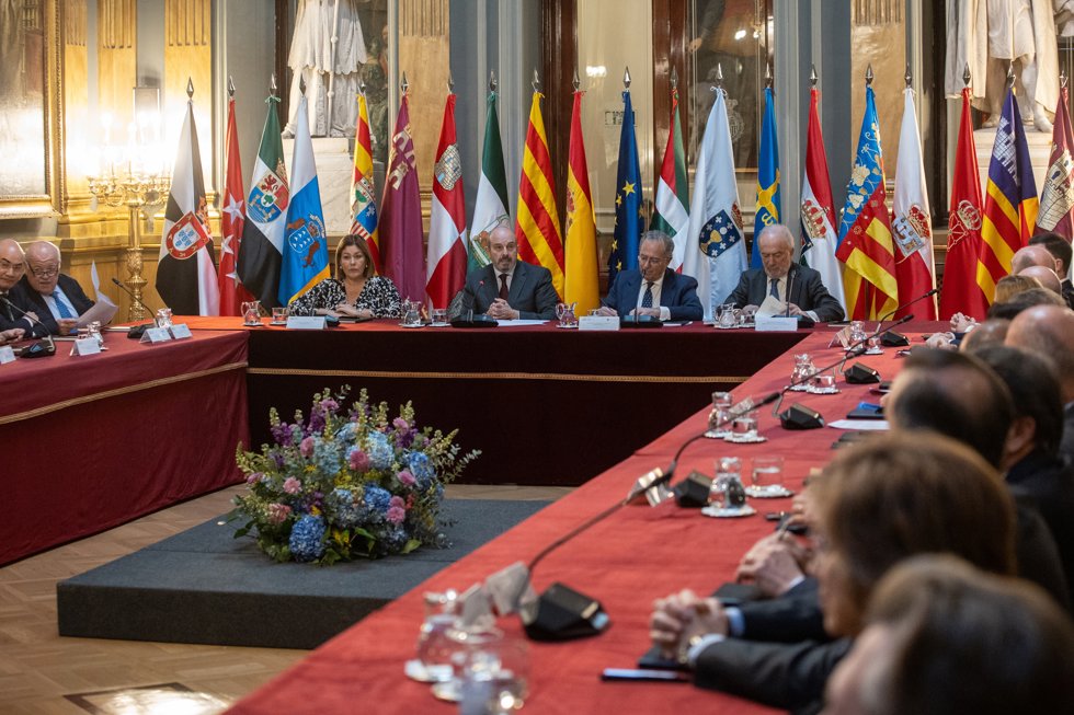 Reunión de trabajo de la Conferencia de presidentes y presidentas de parlamentos autonómicos (COPREPA)