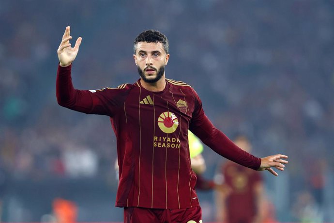 Archivo - Mario Hermoso of Roma gestures during the UEFA Europa League, Day 1 match between AS Roma and Athletic Bilbao on September 26, 2024 at Stadio Olimpico in Rome, Italy - Photo Federico Proietti / DPPI