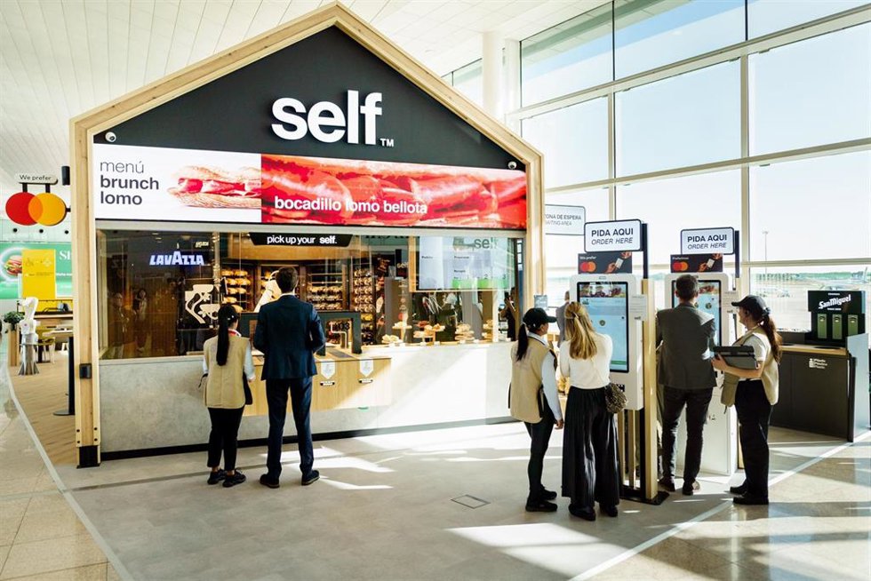 Restaurante Self en el Aeropuerto de Barcelona-El Prat.