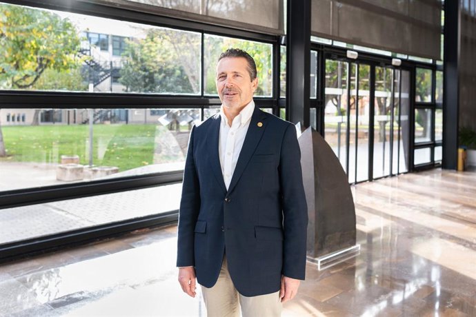 José Esteban Capilla, Rector de la Universitat Politècnica de València i candidat únic al càrrec