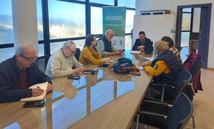 El alcalde de La Línea, Juan Franco, en una de las reuniones mantenidas esta semana.