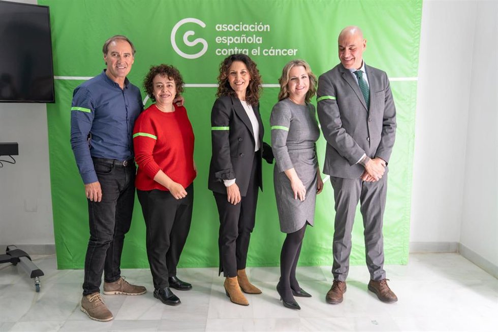 Presentación de la iniciativa 'Brazaletes de esperanza'.