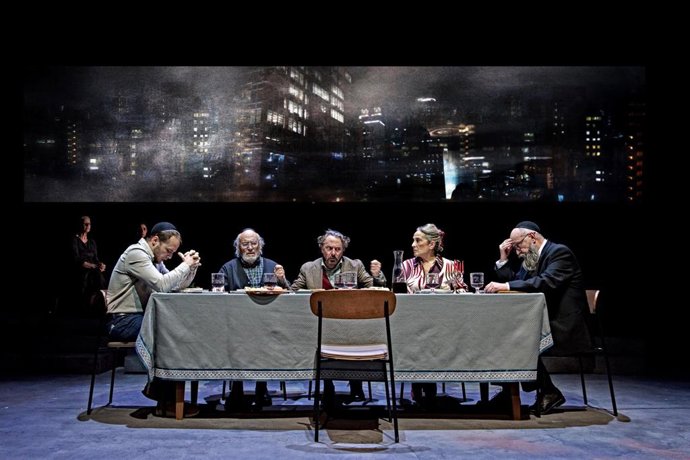 El Teatre Principal presenta l'obra de Wajdi Mouawad 'Todos pájaros', dirigida per Mario Gas