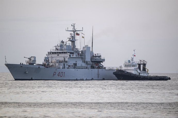 January 28, 2025, Shengjin, Albania: A tug seen on the side of navy ship Cassiopea. 49 migrants, from Bangladesh, Egypt, Cote d'Ivoir, Gambia, departed from Libya, arrived in the Albanian port of Shengin on board of the Italian navi ship Cassiopea, accord