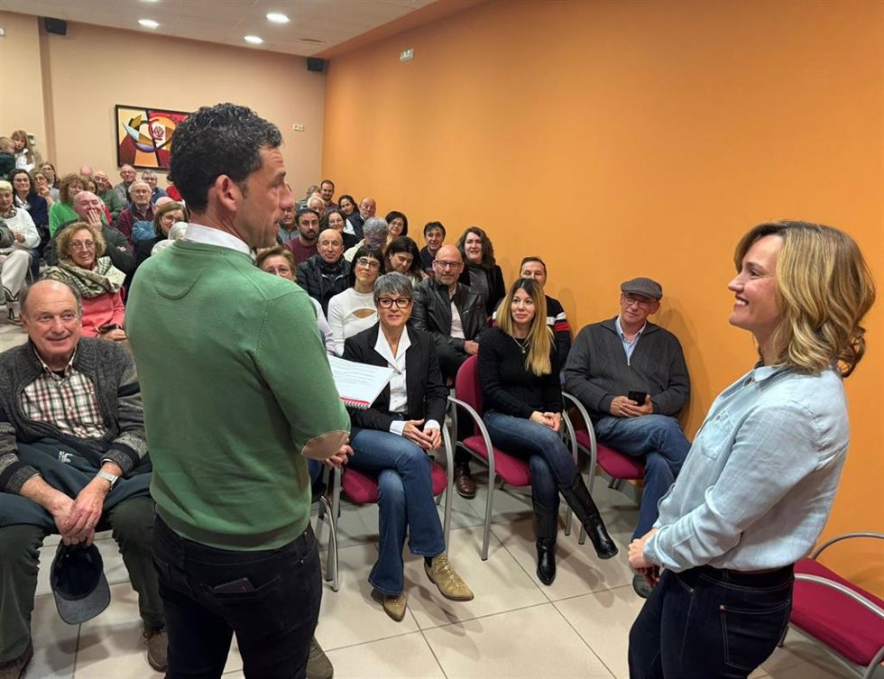 La nueva líder del PSOE Aragón, Pilar Alegría, en el acto celebrado este sábado en Binéfar (Huesca).