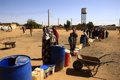 Al menos 61 muertos y más de 65 heridos en un bombardeo atribuido a las RSF en un mercado de Omdurman (Sudán)