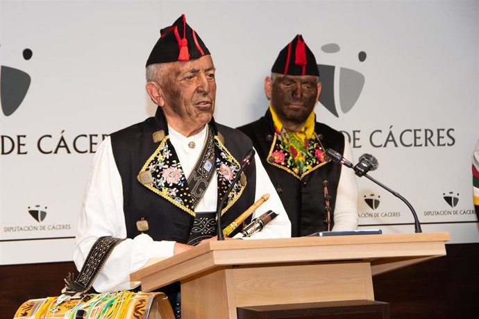 Presentación de Los Negritos de Montehermoso