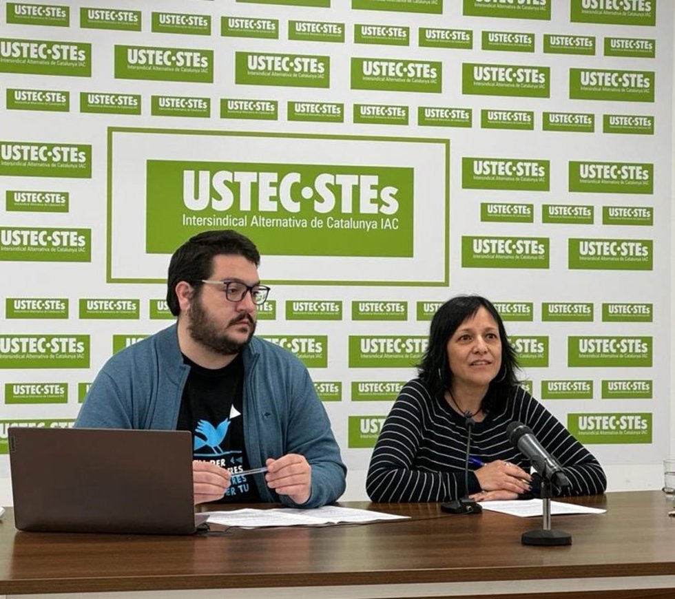 Archivo - El coordinador de la secretaría de acción sindical de UstecStes, Andreu Montbrú, y la portavoz del sindicato, Iolanda Segura, en una foto de archivo