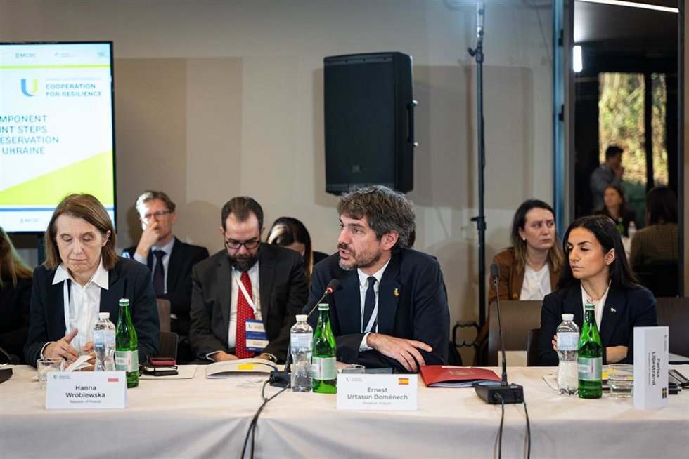 Urtasun reafirma apoyo incondicional de España al pueblo ucraniano en la conferencia de ministros de Cultura en Ucrania