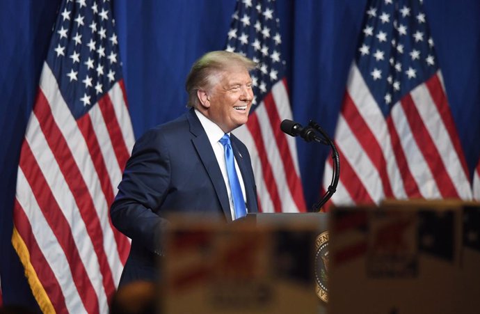 Archivo - May 8, 2020, Charlotte, North Carolina, USA: United States President Donald J. Trump smiles while addressing the Republican National Convention at the Charlotte Convention Center in Charlotte, N.C., Monday August, 24, 2020. The GOP convention wa