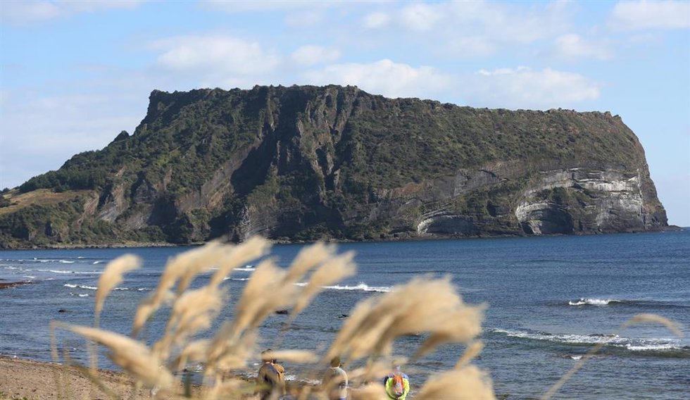 Archivo -  Vista de la isla de Jeju (Corea del Sur) - Archivo