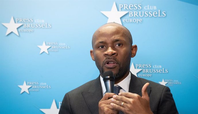 Archivo - Spokesman of the Congo government Patrick Muyaya Katembwe pictured during a meeting of the DRC Congo government press team, Monday 08 November 2021 in Brussels, to discuss the socio-political situation and prospects for economic growth in the DR