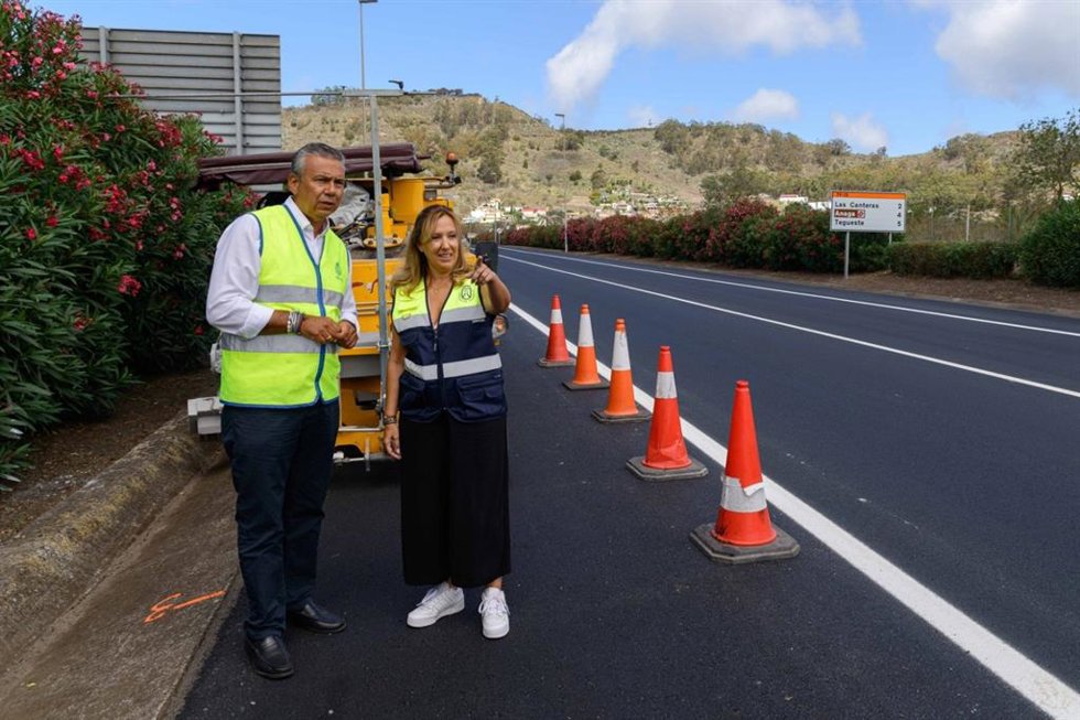 Las obras de rehabilitación en la TF-1, entre Arico, Fasnia y Güímar, culminarán en marzo, según el Cabildo