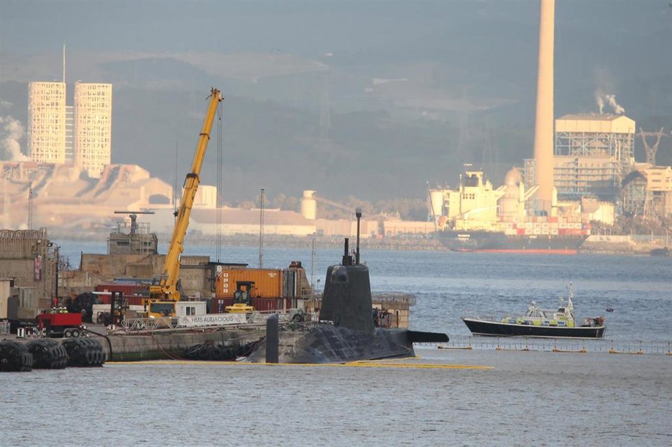 Archivo - Llegada de un submarino nuclear en Gibraltar, a 4 de marzo de 2023 en Cádiz (Andalucía, España).