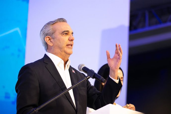 Archivo - SANTO DOMINGO, May 20, 2024  -- Luis Abinader delivers a speech at his campaign headquarters in Santo Domingo, the Dominican Republic, May 19, 2024. Incumbent President of the Dominican Republic Luis Abinader declared victory late Sunday in the 