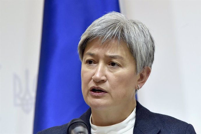 Archivo - December 18, 2024, Kyiv, Ukraine: KYIV, UKRAINE - DECEMBER 18, 2024 - Minister for Foreign Affairs of Australia Penny Wong attends a joint news conference with Minister of Foreign Affairs of Ukraine Andrii Sybiha, Kyiv, capital of Ukraine.