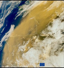 Imagen Satélite De La Nube De Polvo Sahariano Sobre El Suroeste De Europa El 15 De Marzo De 2022.