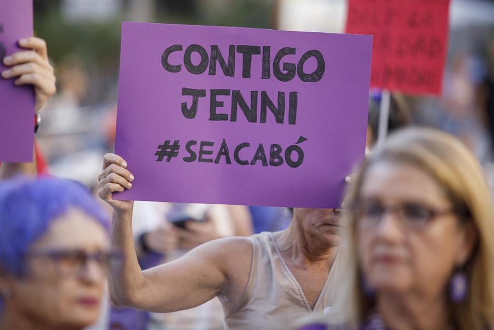 Archivo - Concentración en apoyo a Jenni Hermoso, a 1 de septiembre de 2023 en Motril, Granada (Andalucía, España). 
