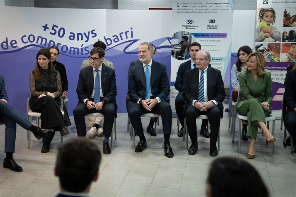 El Rey Felipe VI, acompañado por el president de la Generalitat, Salvador Illa, y por la ministra de Educación, Pilar Alegría, preside el acto del Premio Princesa de Girona Social 2025 en el inicio del Tour del talento 2025 de la Fundación Princesa 