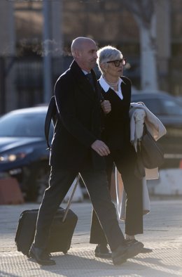 El expresidente de de la Real Federación Española de Fútbol (RFEF), Luis Rubiales, y su abogada, Olga Tubau, a su llegada a la Audiencia Nacional, a 3 de febrero de 2025, en San Fernando, Madrid (España). La Audiencia Nacional juzga desde este lunes, 3 de