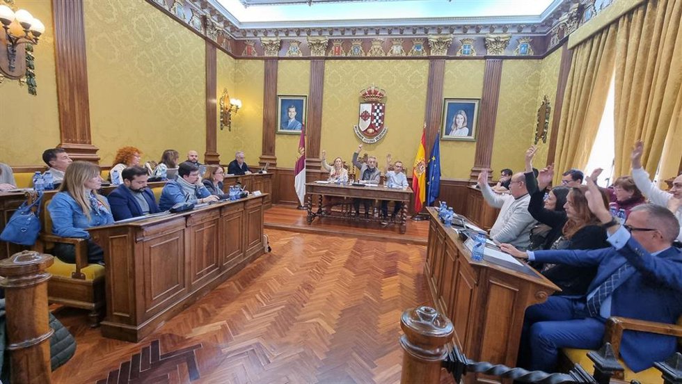 Pleno en el Ayuntamiento de Valdepeñas.