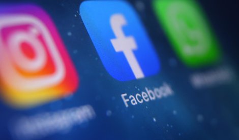 SocialMedia
