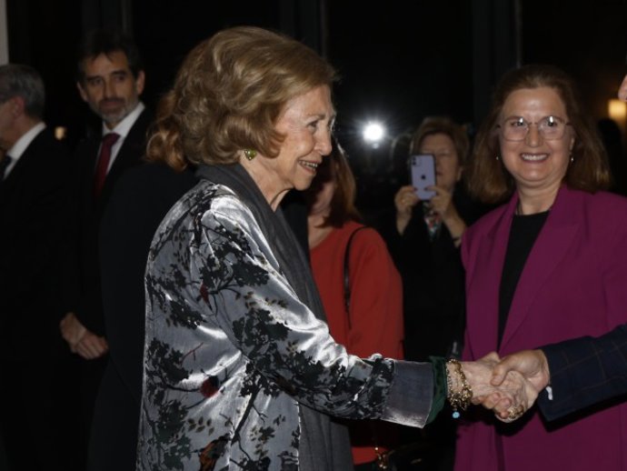 Doña Sofía ha presidido este lunes un concierto solidario a beneficio de los damnificados por la DANA en el Palau de la Música de Valencia