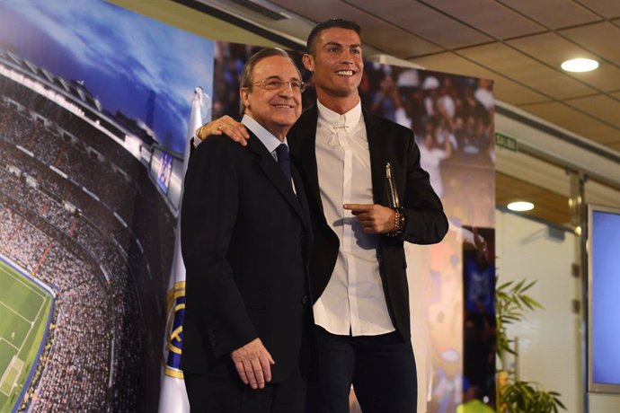 Archivo - Cristiano Ronaldo y Florentino Perez. Real Madrid