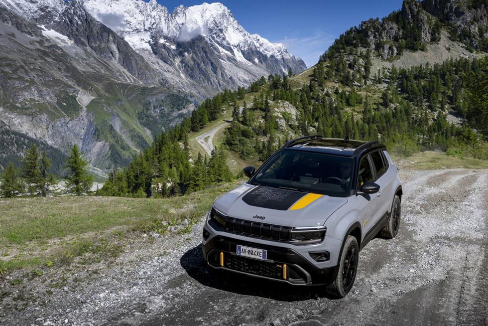 Archivo - En 2024, Jeep alcanza los  10.289 vehículos matriculados en España, con el Avenger como modelo más vendido.