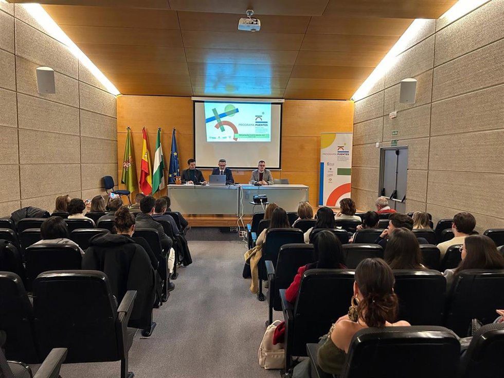 Apertura de una nueva edición del programa Puentes